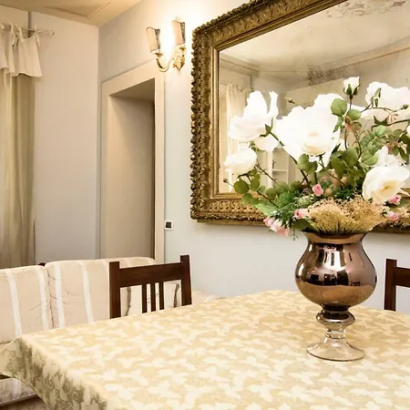 Apartment Dimora Isabella Pisa